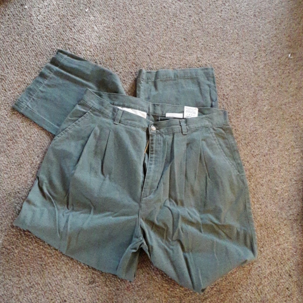 White stag dress pants